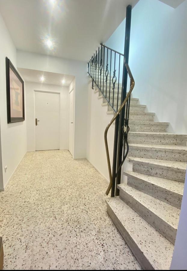 トゥールーズT3 En Duplex Pour 6 Pers Bien Place Terrasse Et Parking Inclusアパートメント エクステリア 写真